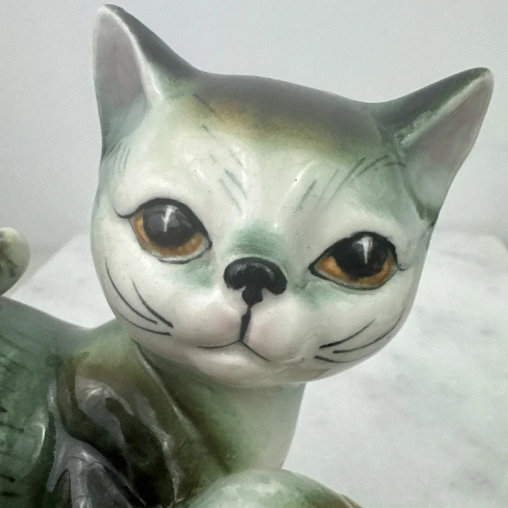Vintage Kitty Cat W/Pink & Black Eyes Hand Painted Ceramic Figurine Adorable